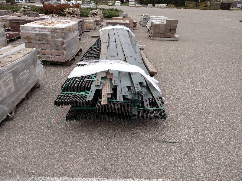 (148) Green Steel Edging, 18x4x16...