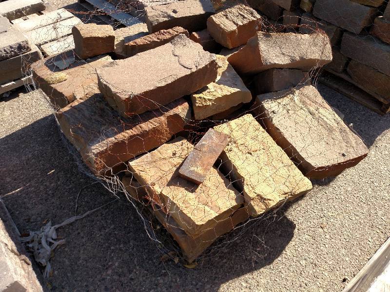 3916 lbs. Painted Desert  3-5 Wall...