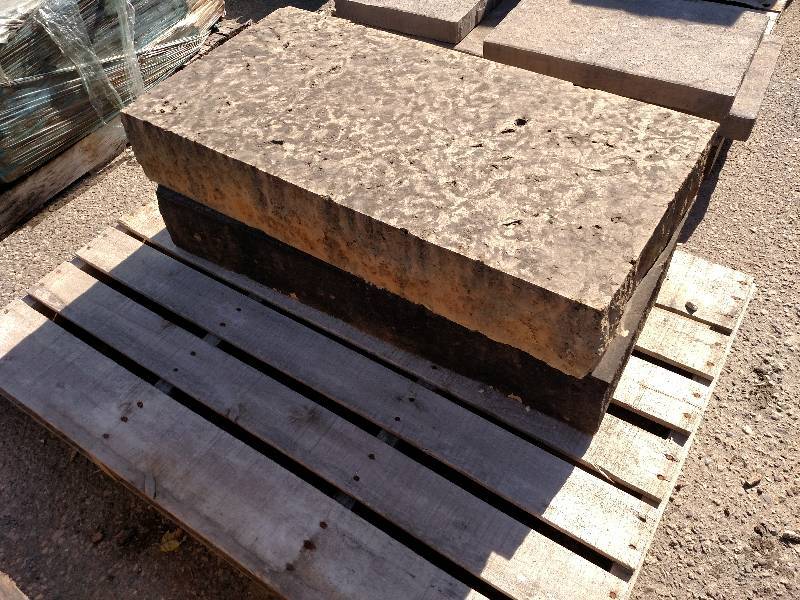 (2) EW Sawn Steps, Natural Stone, 1...