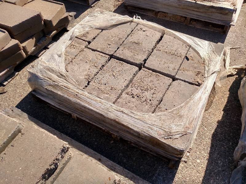 (20) Highland Stone, Ironstone, 3x1...