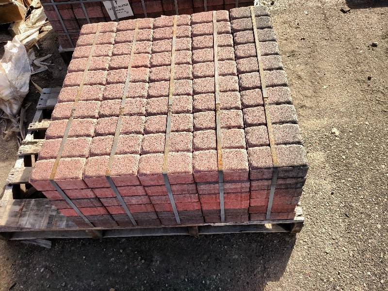 (300) Borgert Cobble Paver, Millstr...