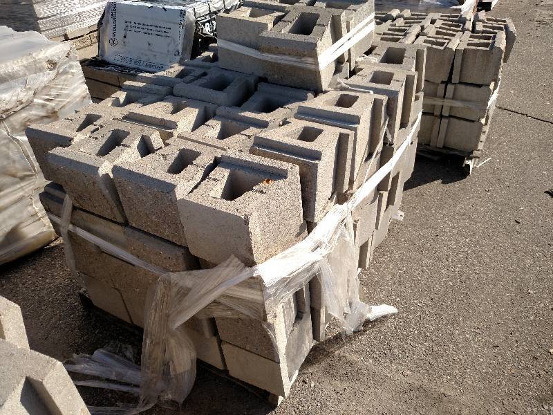 (84) Ashlar Junior, Gray, 7-58x9.5...