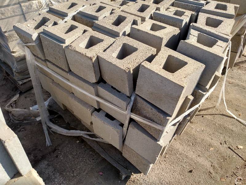 (80) Ashlar Junior, Gray, 7-58x9.5...