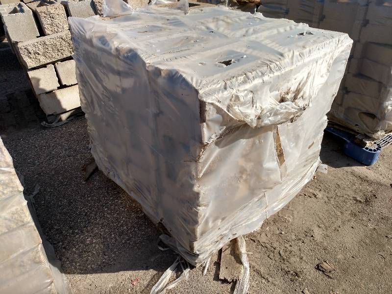 (64) Ashlar Lite Stone, Oak, 3.75x1...
