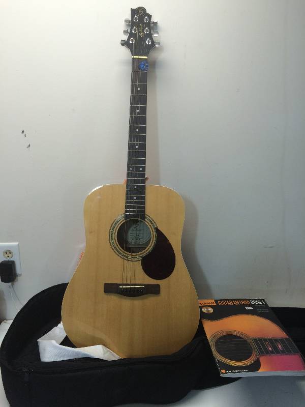 lot 16 image: Acoustic Guitar