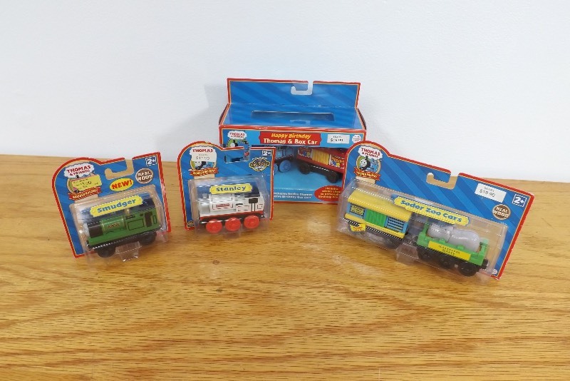 Thomas wooden best sale railway box cars