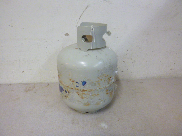 lot 31 image: Propane Tank