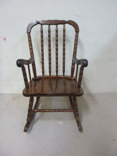 lot 68 image: Childs Rocking Chair