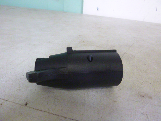 lot 62 image: 7 Pin to 4 Pin Conversion Plug