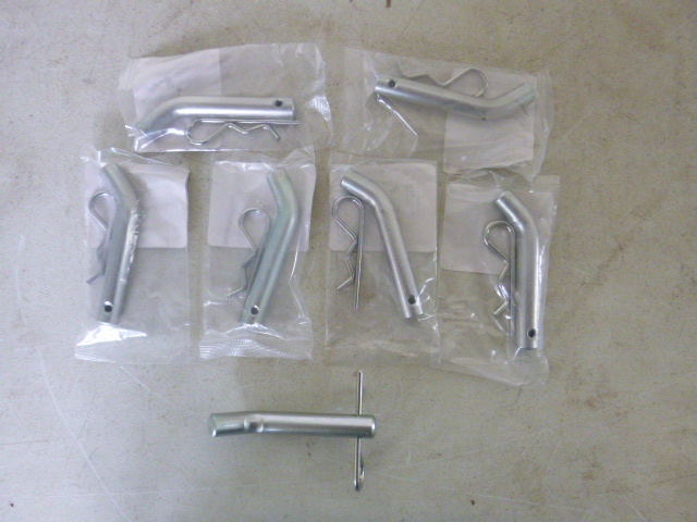 lot 70 image: 7 Valley Hitch Pins