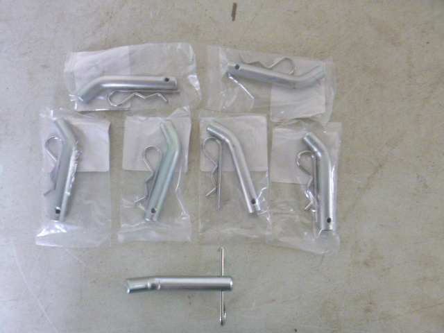 lot 72 image: 7 Valley Hitch Pins