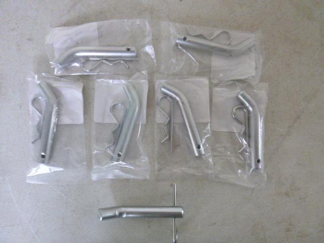 lot 73 image: 7 Valley Hitch Pins