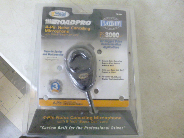 lot 107 image: Road Pro 4 Pin Noise Canceling Microphone