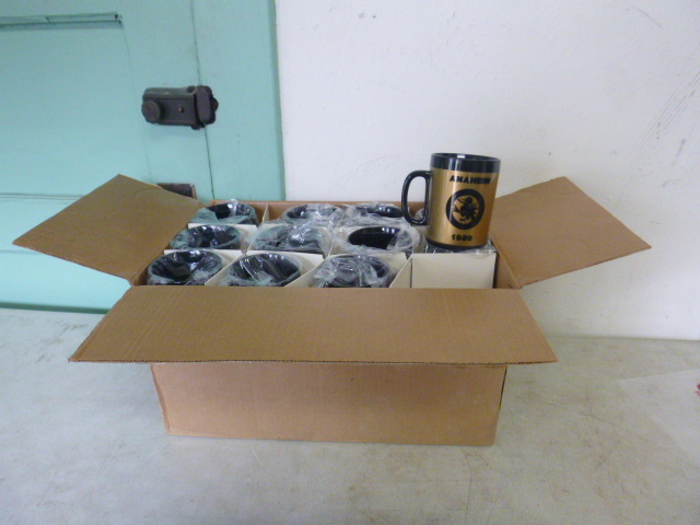 lot 146 image: 24 Plastic Mugs