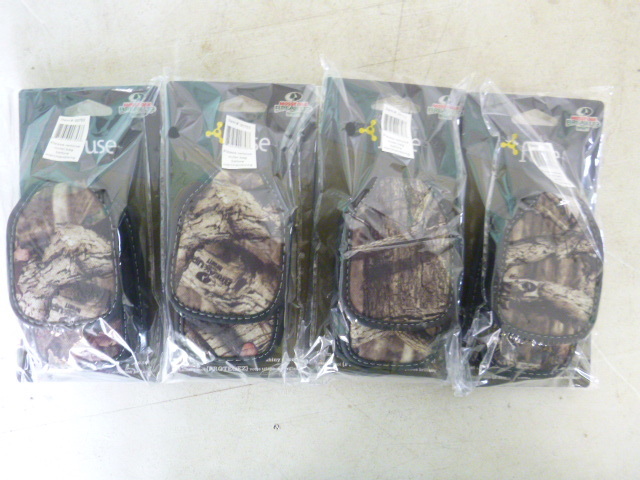 lot 150 image: 4 Fuse Mossy Oak Camouflage Cell Phone Cases