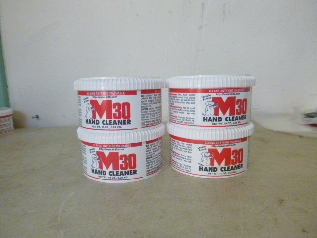 lot 212 image: 4 Tubs of M30 Hand Cleaner