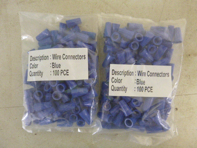 lot 271 image: 2 Bags of Blue Wire Connectors