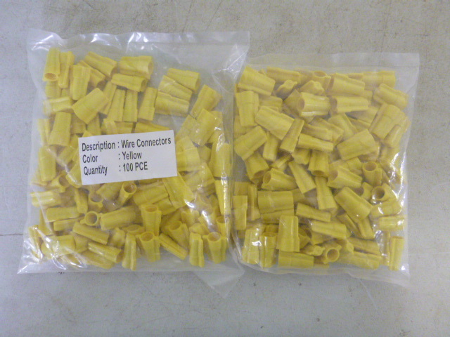 lot 272 image: 2 Bags of Yellow Wire Connectors