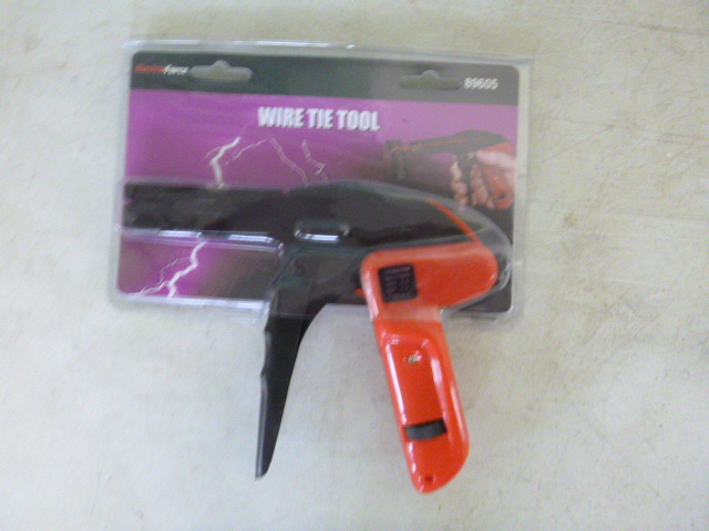 lot 316 image: Electro Force Wire Tie Tool