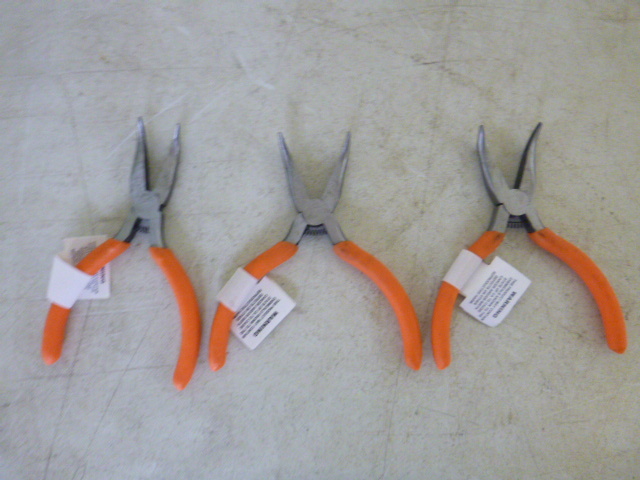 lot 326 image: 3 Bent Nose Pliers