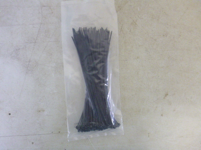lot 336 image: 100 Cable Ties