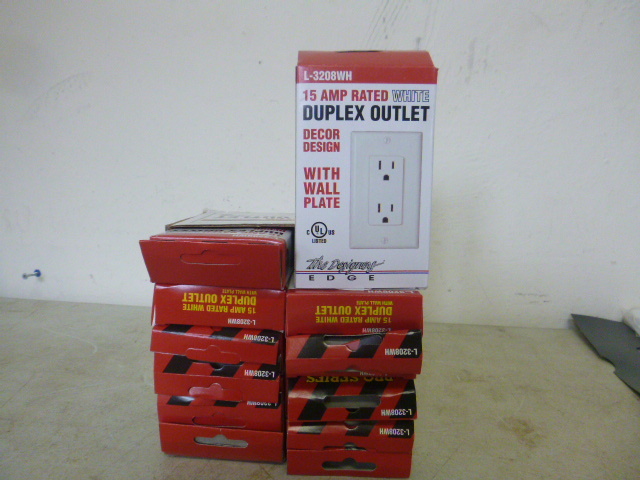 lot 352 image: 10 White Duplex Outlets