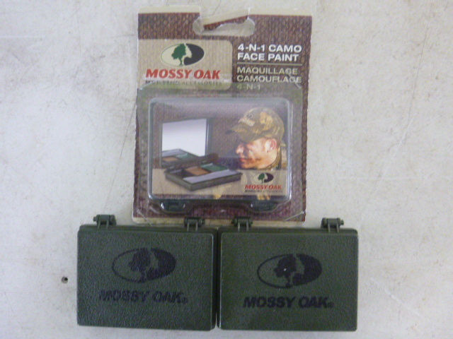 lot 368 image: 3 Mossy Oak 4 in 1 Camouflage Face Paint