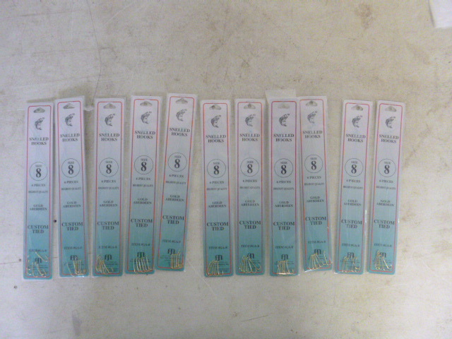 lot 419 image: 12 Packs of Dolphin Snelled Hooks