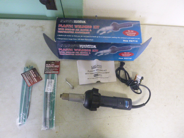 lot 428 image: Chicago Electric Plastic Welding Kit