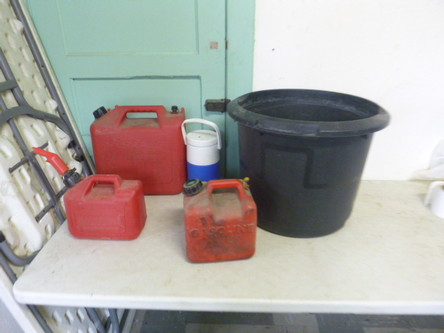 lot 448 image: 3 Gas Cans