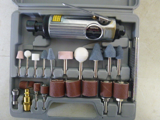 lot 452 image: Central Pneumatic Air Die Grinder Kit