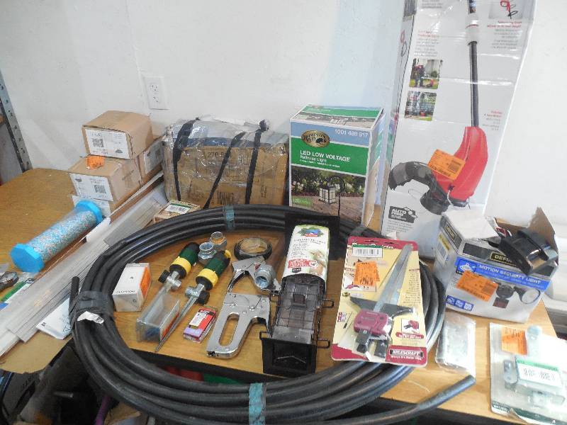 lot 58 image: HODGE PODGE LOT OF GOODIES