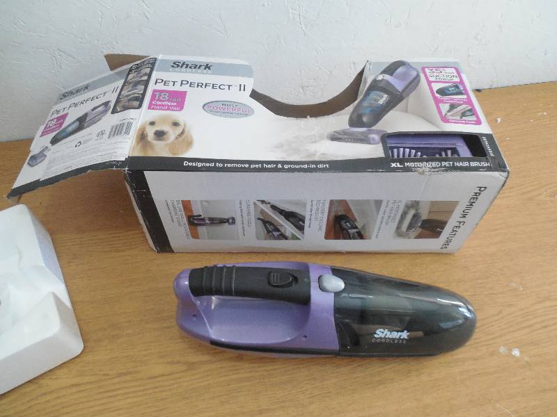 lot 83 image: Shark Pet Perfect II Cordless Handheld Vacuum