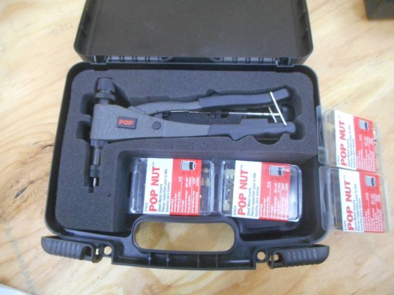 New Pop-Nut PNT-110 Rivoter With Ca...