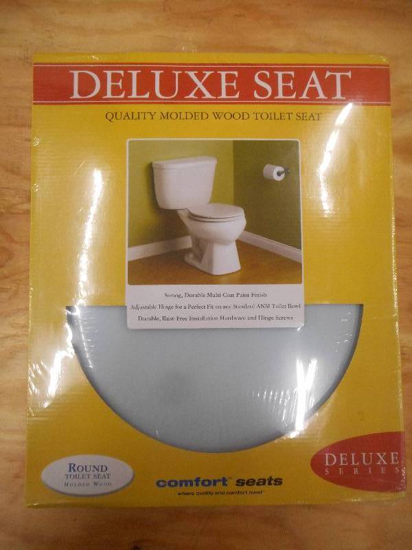 New Comfort Molded Wood Round Toile...