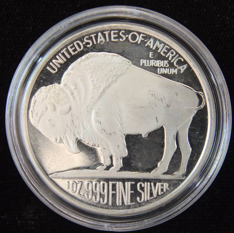 1 TROY OZ. .999 FINE SILVER INDIAN BUFFALO DESIGN IN AIRTITE HOLDER