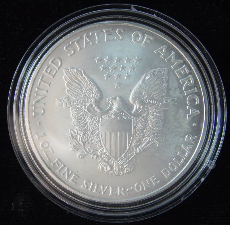 2003 AMERICAN SILVER EAGLE 1 TROY OZ. .999 FINE SILVER DOLLAR IN AIRTITE HOLDER