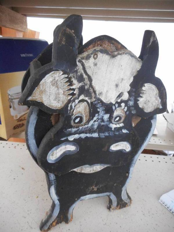WOOD COW PLANTER