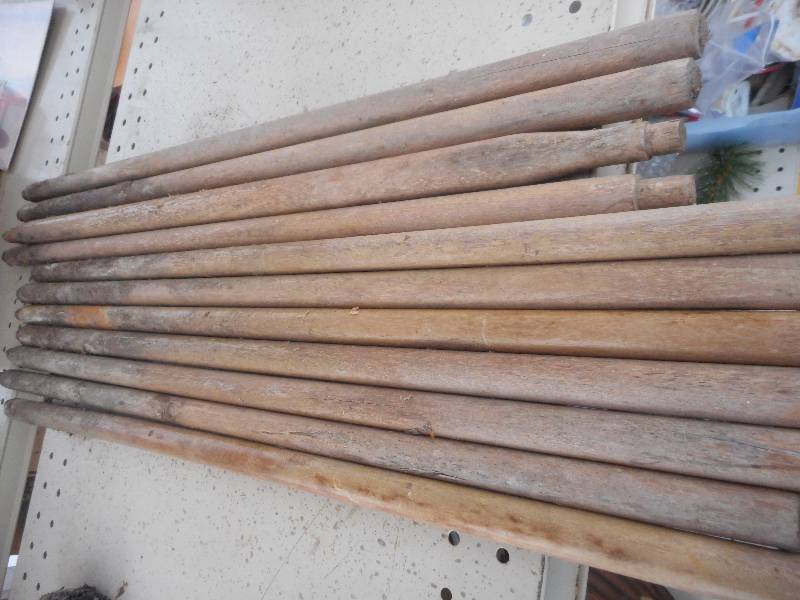 12 WOODEN DOWELS