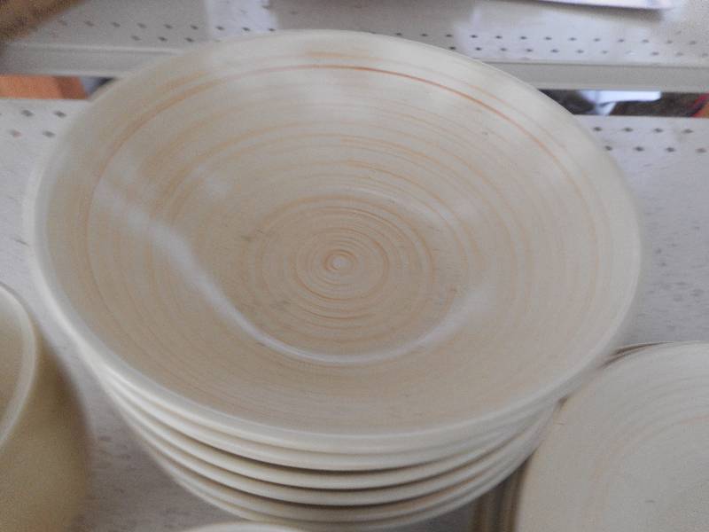 STUDIO DISHES