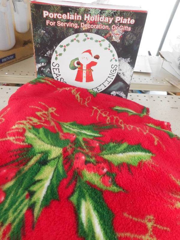HOLIDAY BLANKET AND PLATES