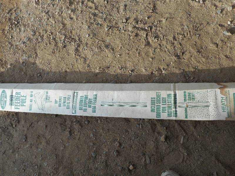 69 INCH BIRD FEEDER POLE