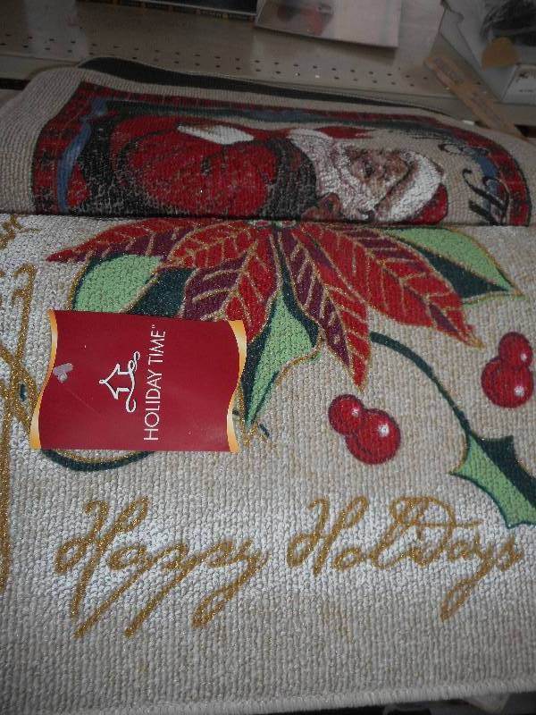 2 HOLIDAY RUGS