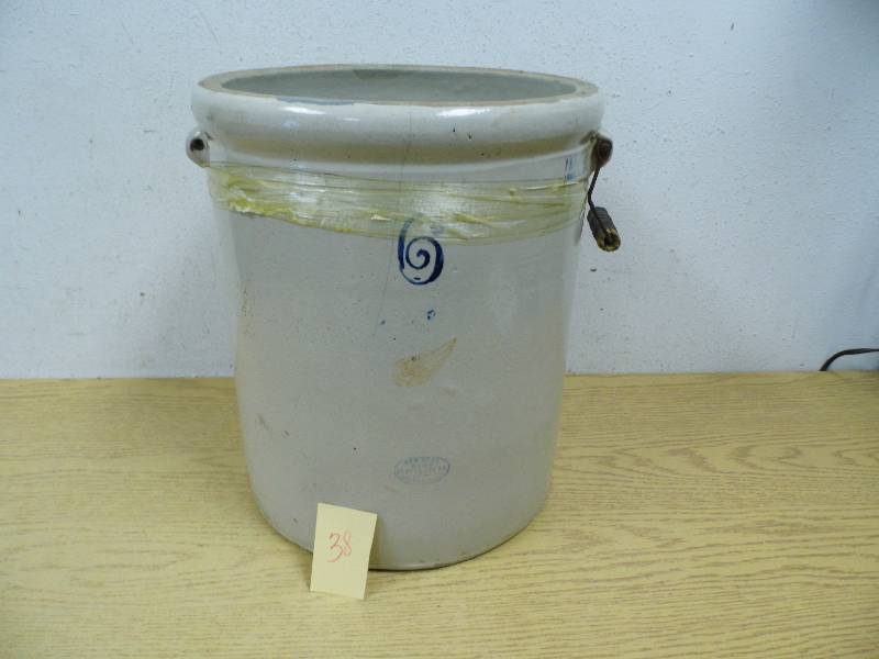 lot 38 image: 6 Gallon Red Wing Crock