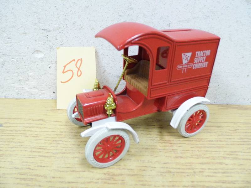 lot 58 image: TSC Bank