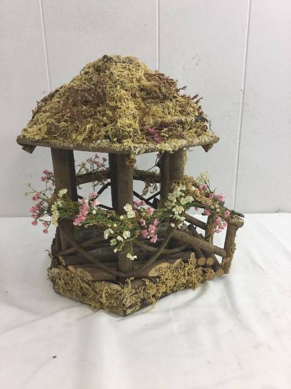 Spanish Moss Gazebo