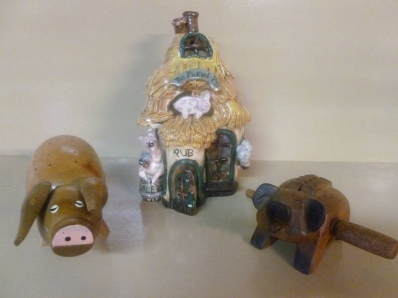 Pig Decorations