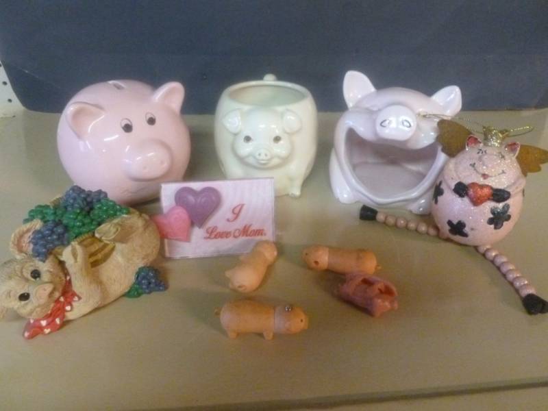 Pig Decorations
