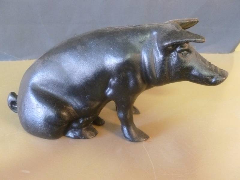 Cast Iron Pig Coin Bank
