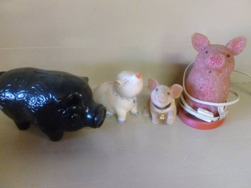 Pig Decorations